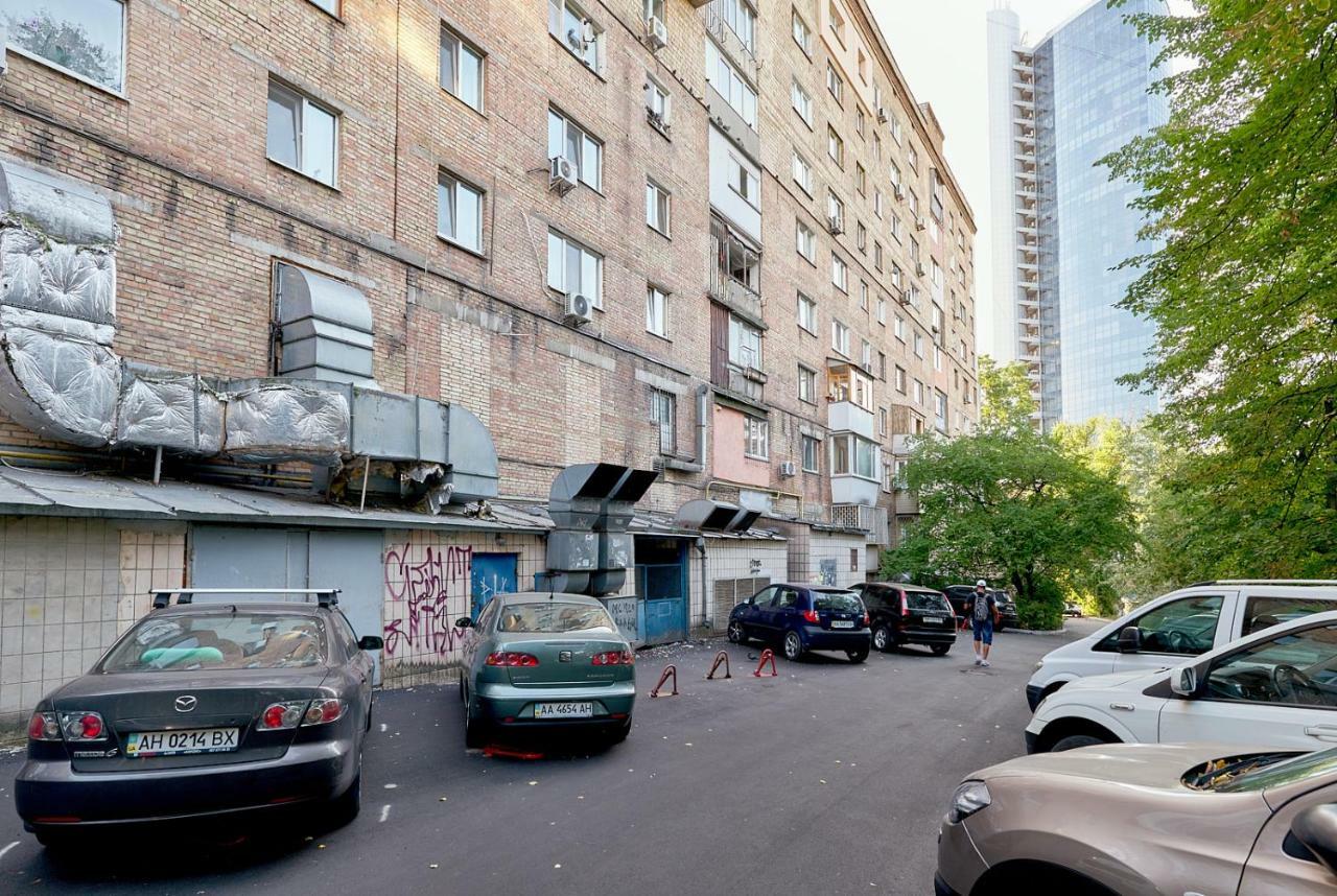 L3-82 Main Street- Modern New Three 3 Separate 3Bedrooms 100 M2 - Central Location, Metro Palace Of Sports - Gulliver Mall, Arena City كييف المظهر الخارجي الصورة
